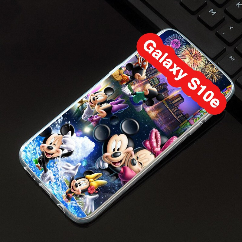 Coque silicone gel Mickey & Minnie Party Samsung Galaxy S10e